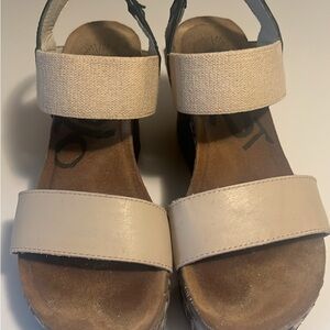Chic Beige Kids Sandals